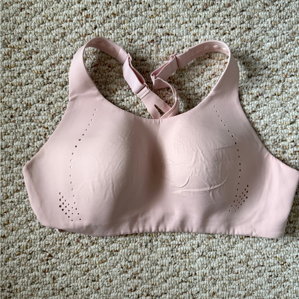 Lululemon Enlite Bra – Light Pink / Blush – High Support Sports Bra